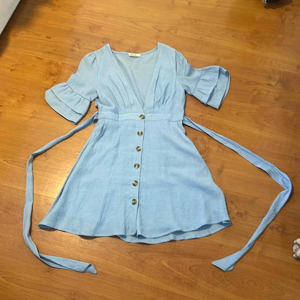 Women’s open front tie in the back dress!